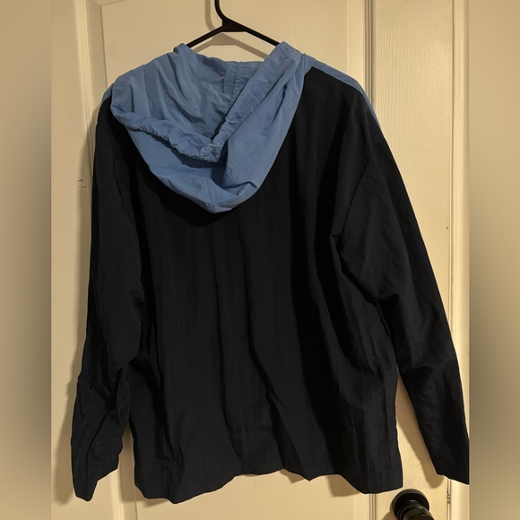 retro windbreaker - Picture 2 of 3